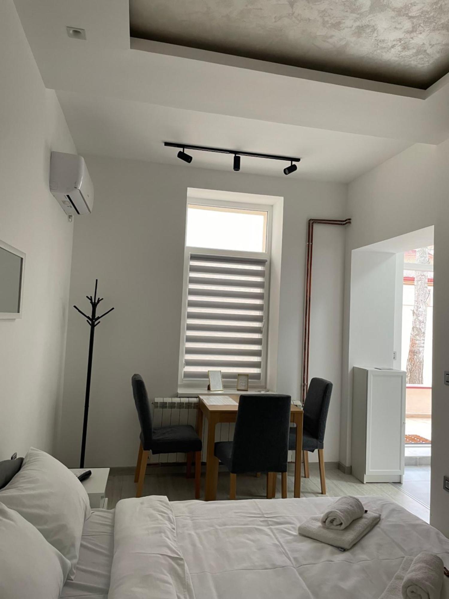 סובוטיקה Urban Apartments מראה חיצוני תמונה
